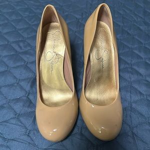 Jessica Simpson 4in heels